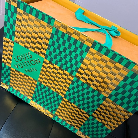 Louis Vuitton Discovery Backpack In Sunrise Monogram Eclipse - Picture 5 of 8